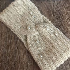 Winter Ear headband with pearls